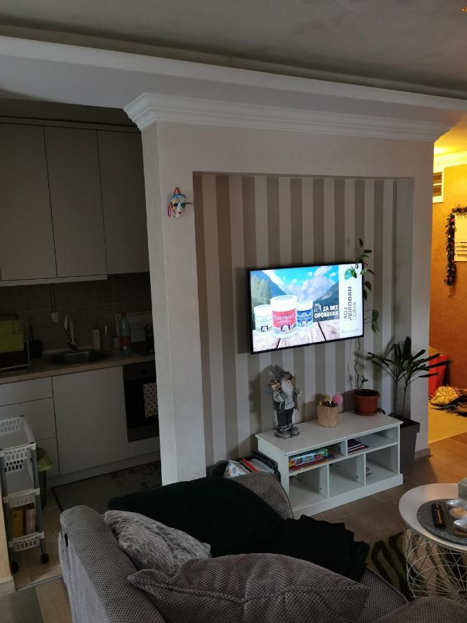 Lux Apartman Lena Βελιγράδι Εξωτερικό φωτογραφία
