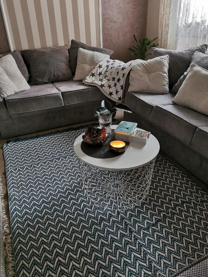 Lux Apartman Lena Βελιγράδι Εξωτερικό φωτογραφία